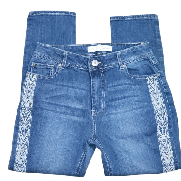 Est 1946 Denim Classic Skinny Size 6 Hi-Waisted Embroderied Mom Jeans Cozycore - Picture 3 of 7